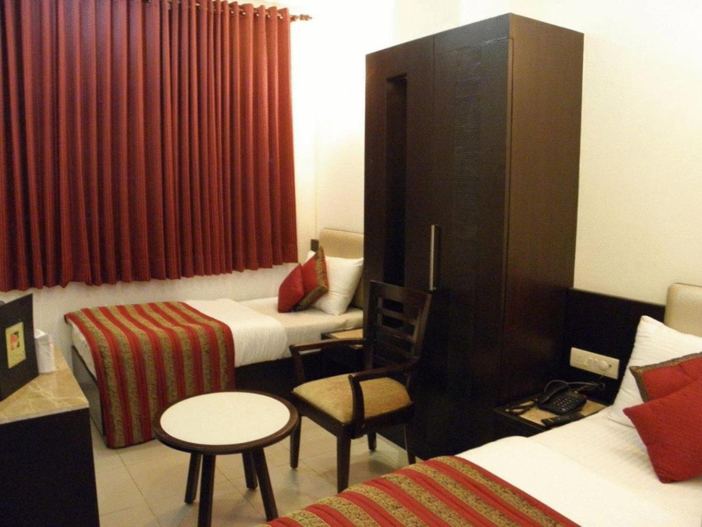Hotel Chanchal Continental - 02 Mins From New Delhi Railway Station Buitenkant foto
