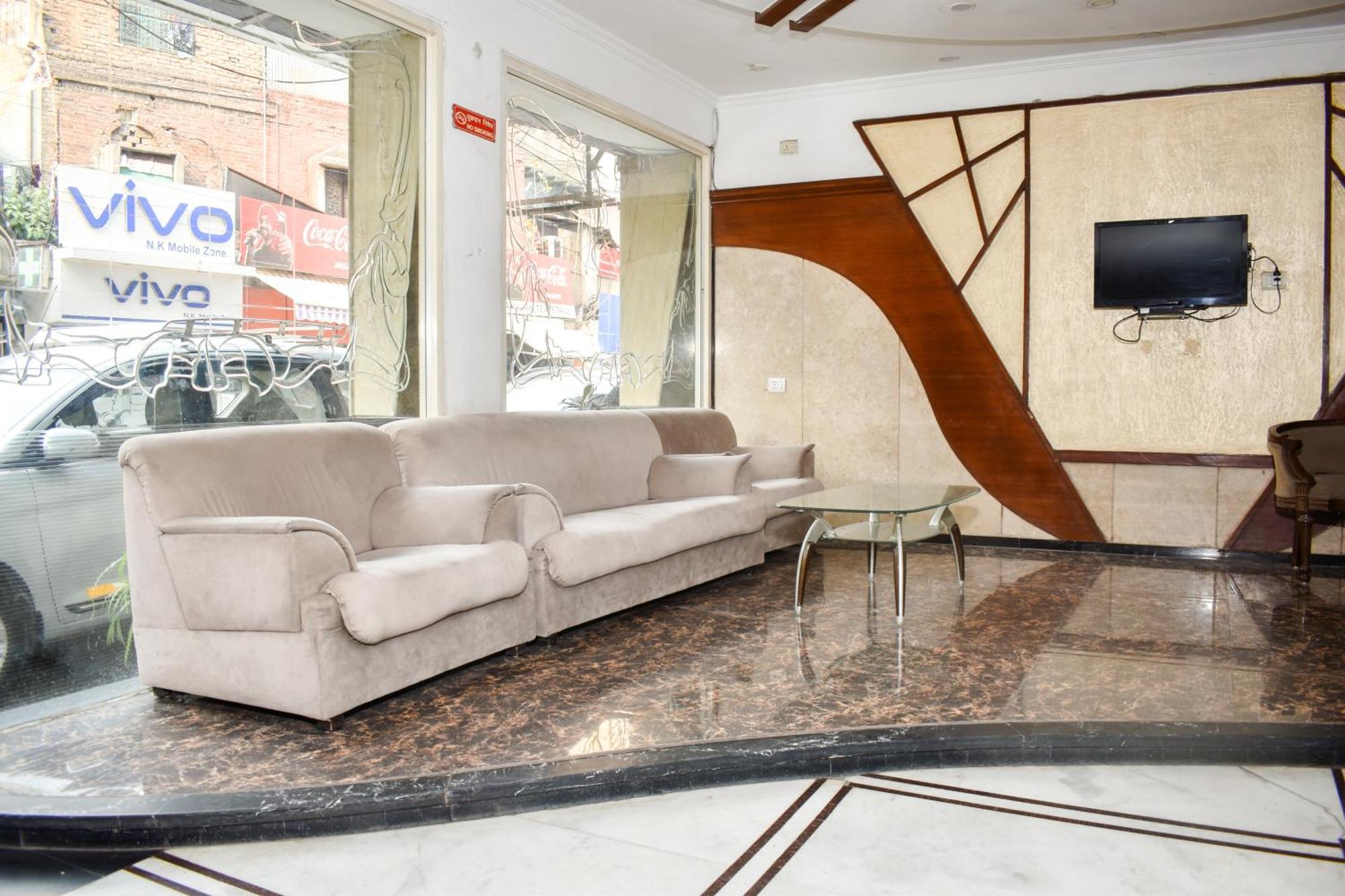 Hotel Chanchal Continental - 02 Mins From New Delhi Railway Station Buitenkant foto