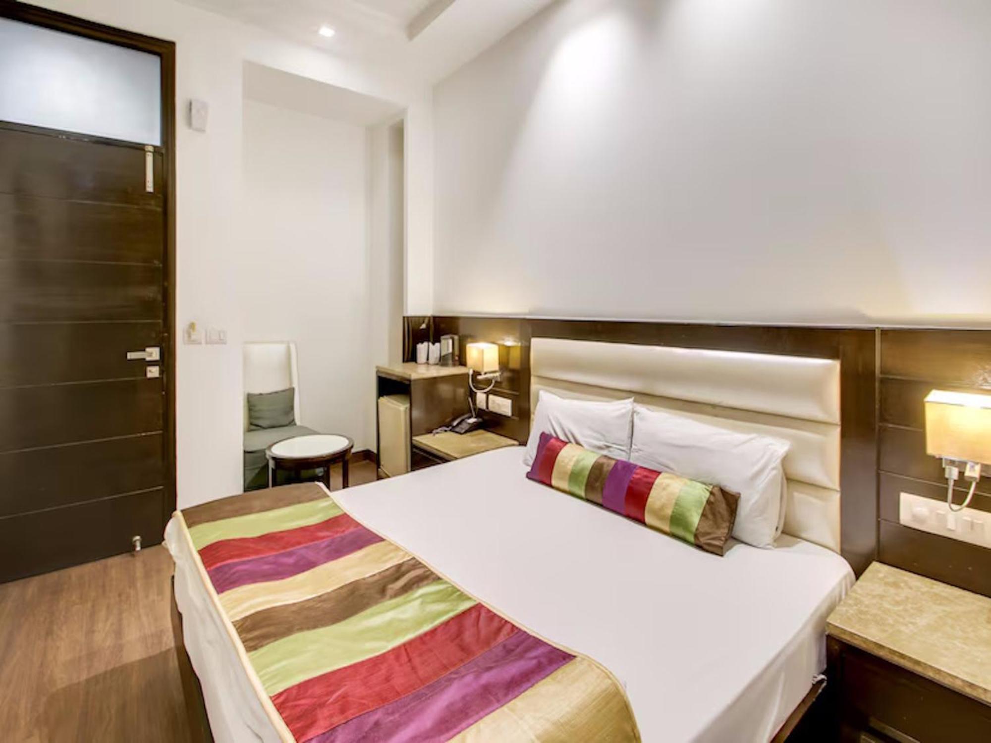 Hotel Chanchal Continental - 02 Mins From New Delhi Railway Station Buitenkant foto